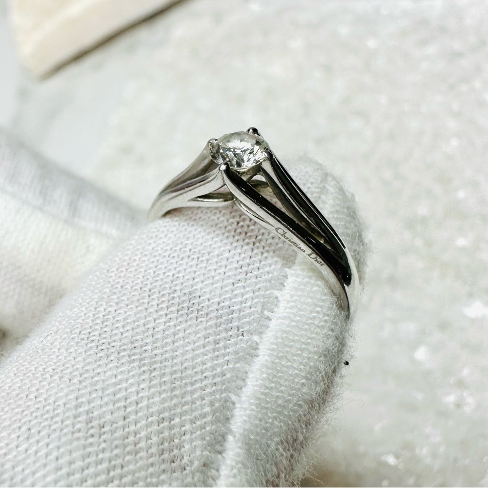 EUC Christian Dior PT900 Platinum .50 ct Diamond Ring - Picture 13 of 17